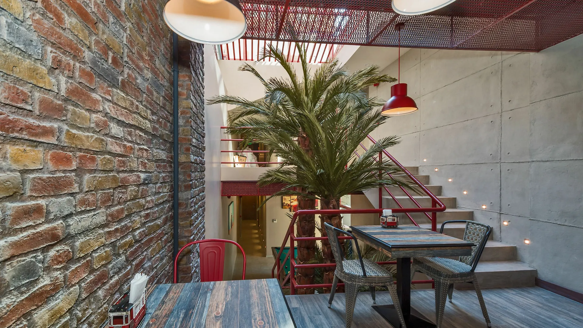 Taksim Istanbul Nis Hotel - Istiklal Street