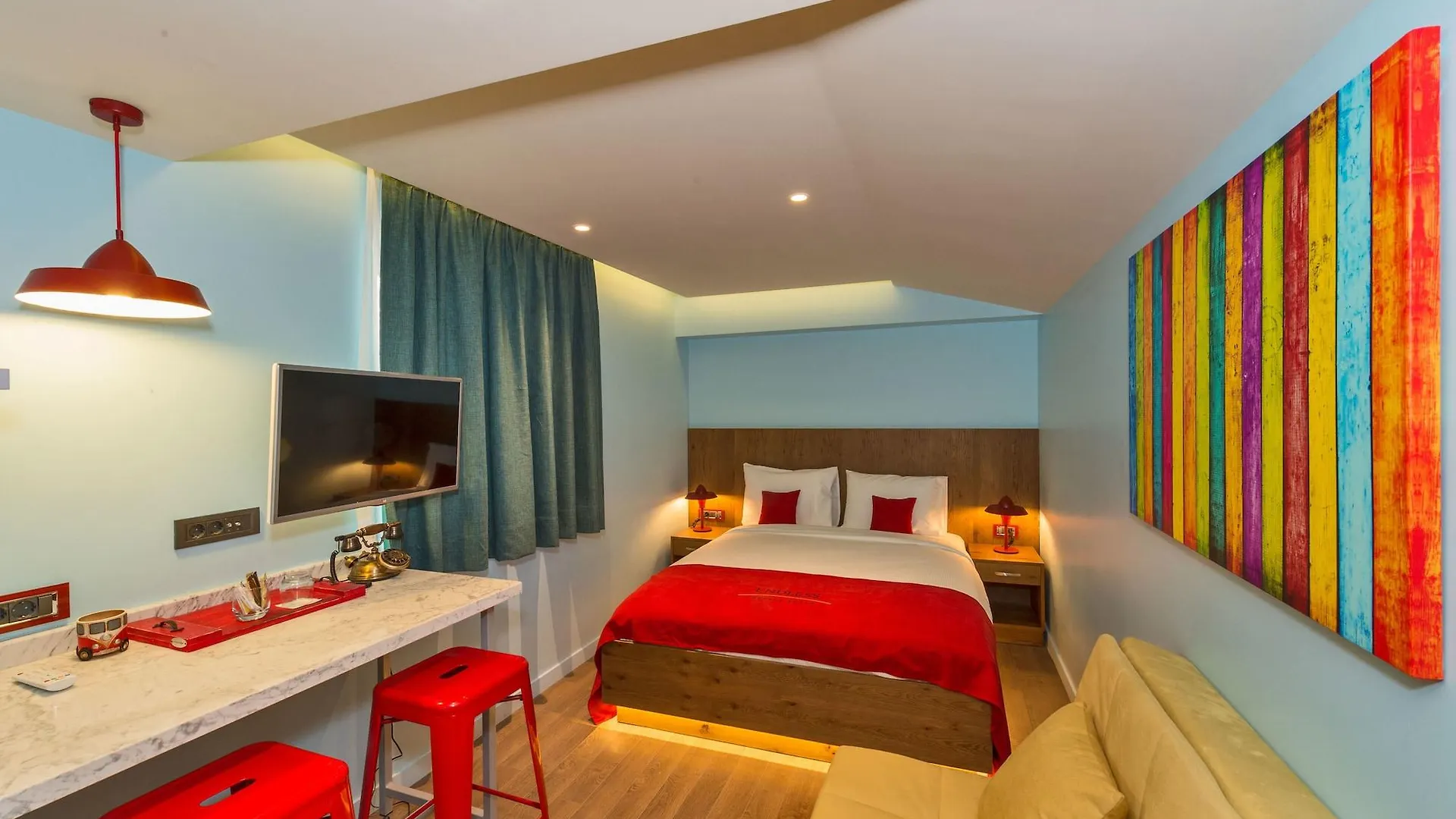 Taksim Istanbul Nis Hotel - Istiklal Street