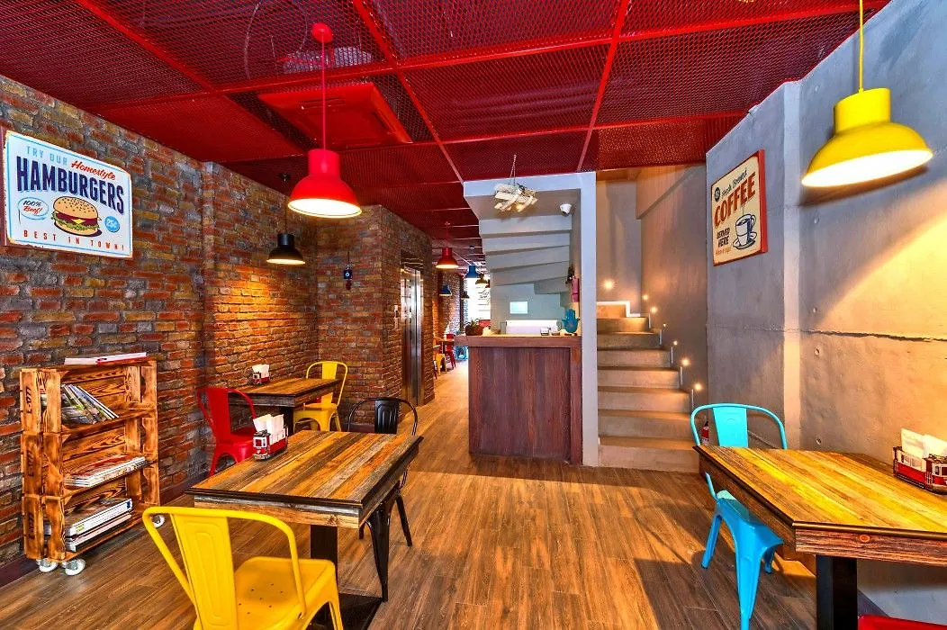 Taksim Istanbul Nis Hotel - Istiklal Street